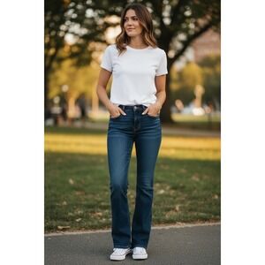 Signature by Levi Strauss Gold‎ Mid Rise Bootcut Jeans Women's 10M W30 L32 NWT